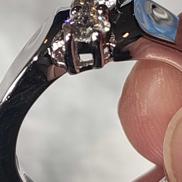 Moissanite 3 stone ring, sterling silver,  size 9 - Picture 7 of 9